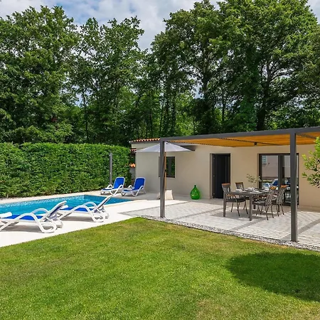 Holiday home Lakora